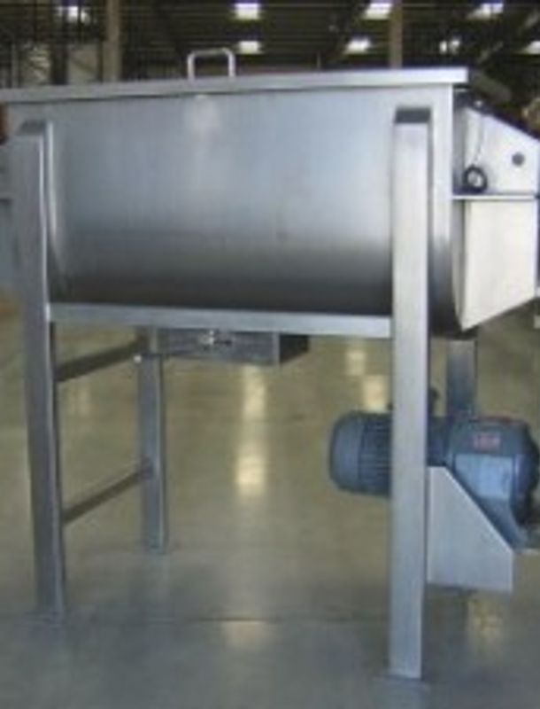 25 cubic foot chain drive Ribbon Blender with Stainless Steel construction